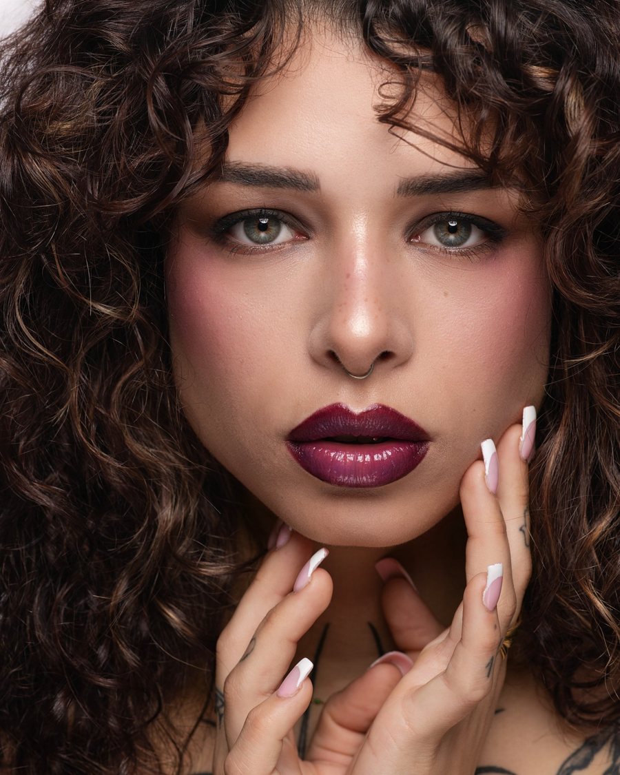 Portrait beauté de Jessica Murena, mannequin femme basée à Lyon